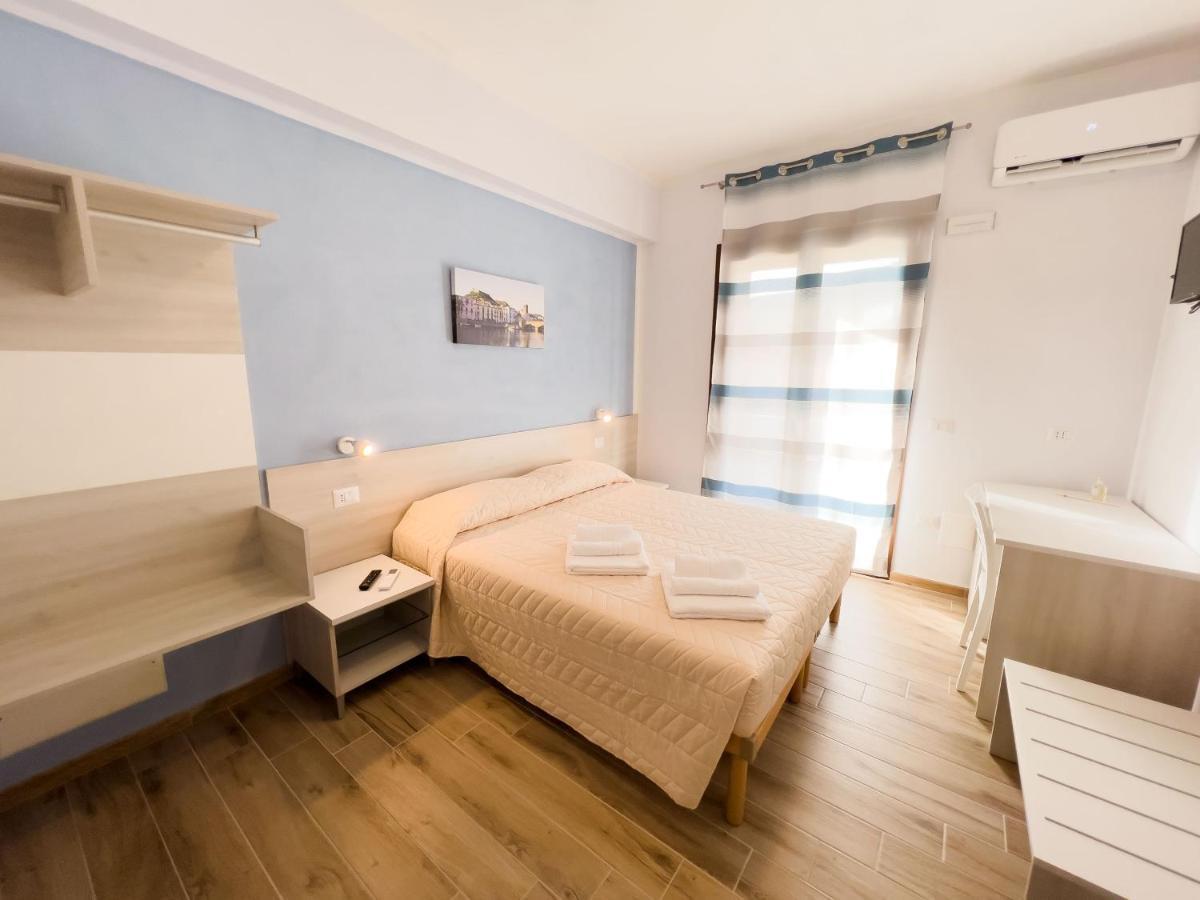 B&B Babbu Meu Bosa Exteriör bild