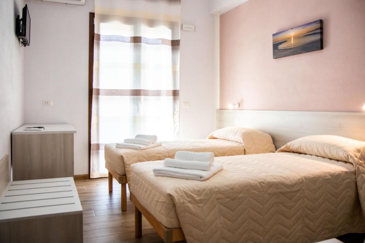 B&B Babbu Meu Bosa Exteriör bild